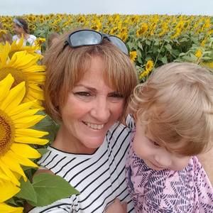 Meet your Posher, Rita